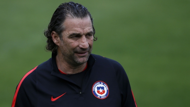 Pizzi culpó al “factor físico” por el fracaso de la Roja en las clasificatorias del Mundial Rusia 2018