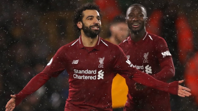 Liverpool confirmó su condición de líder ante Wolves con Mohamed Salah como protagonista
