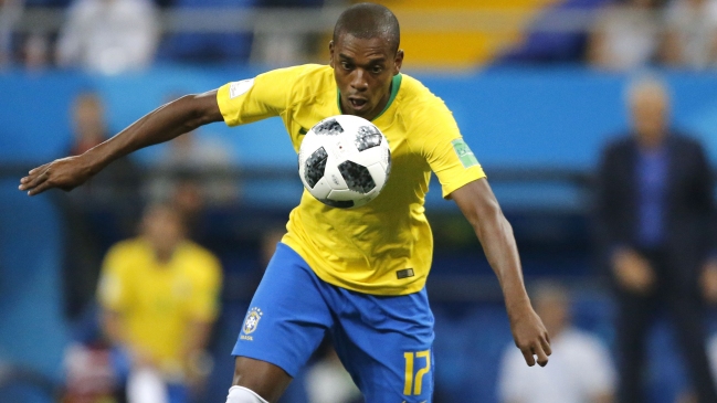 Tite reveló que Fernandinho no quiso ser nominado en Brasil tras amenazas a su familia