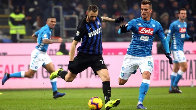 Inter de Milán golpeó en los descuentos a Napoli en la Serie A