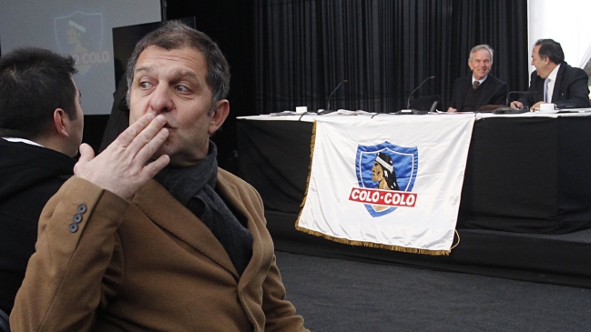 Incertidumbre en Colo Colo: Comisión para el Mercado Financiero formuló cargos contra Larraín Vial