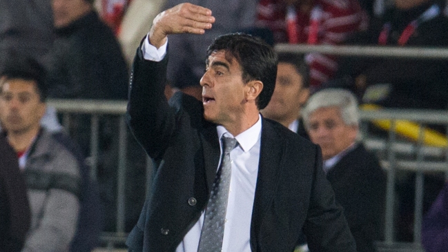 Gustavo Quinteros: Para avanzar en Copa Libertadores debemos contar con un equipo competitivo