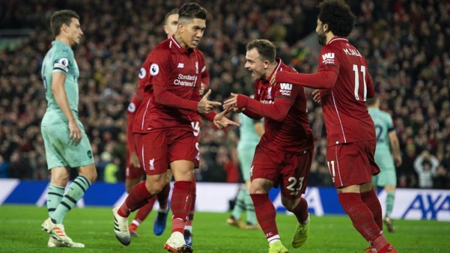 Liverpool no tuvo piedad ante Arsenal y cerró su año en lo más alto de la Premier League