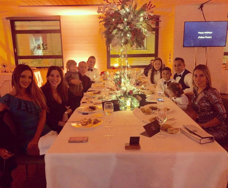 Los futbolistas chilenos celebraron la llegada del 2019