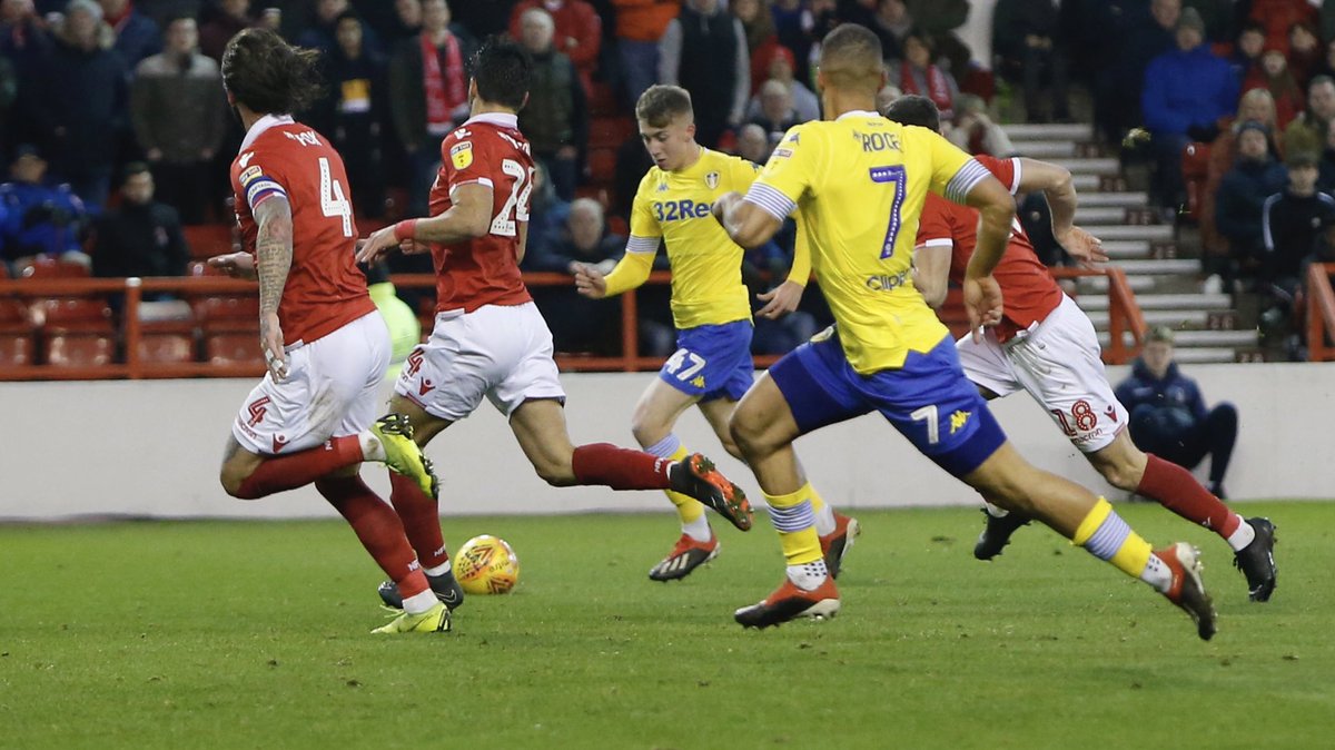 Nottingham Forest lo dio vuelta sobre el final y doblegó al Leeds de Marcelo Bielsa