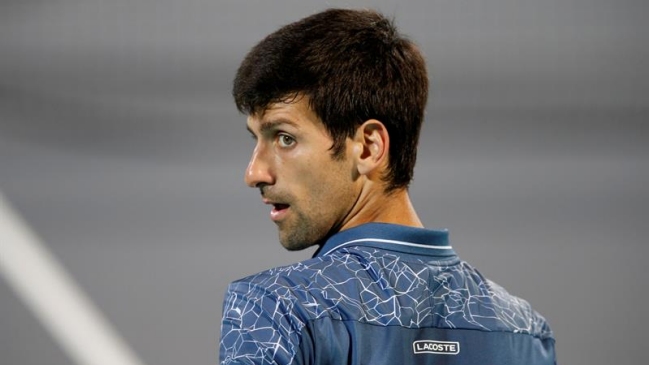 Novak Djokovic arrasó en su estreno en Doha