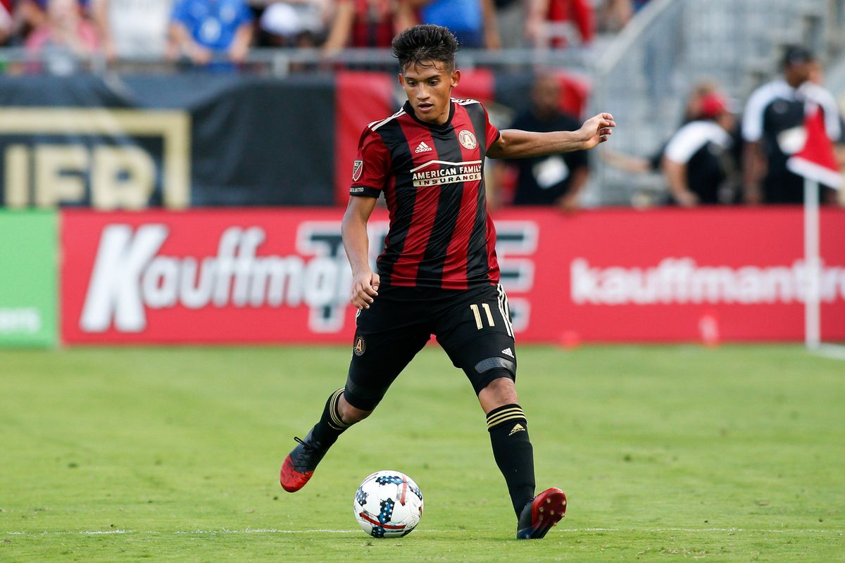 Yamil Asad y Gustavo Bou suenan como posibles refuerzos de Universidad Católica