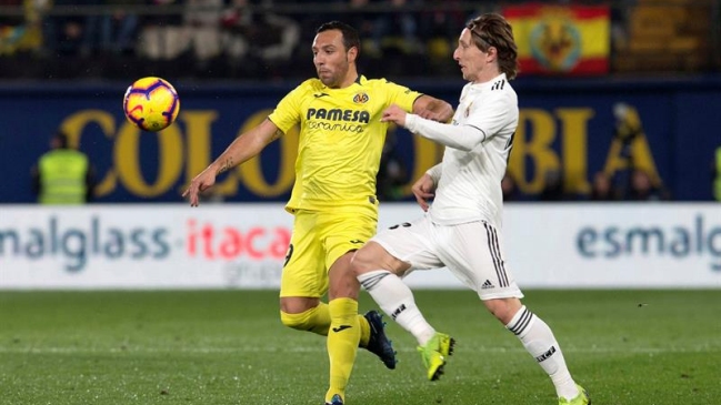 Real Madrid igualó ante Villarreal y se alejó de la lucha por el título en España