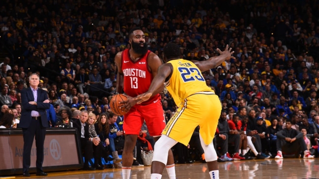 Harden silenció a los Warriors con agónico triple en épico triunfo de Rockets