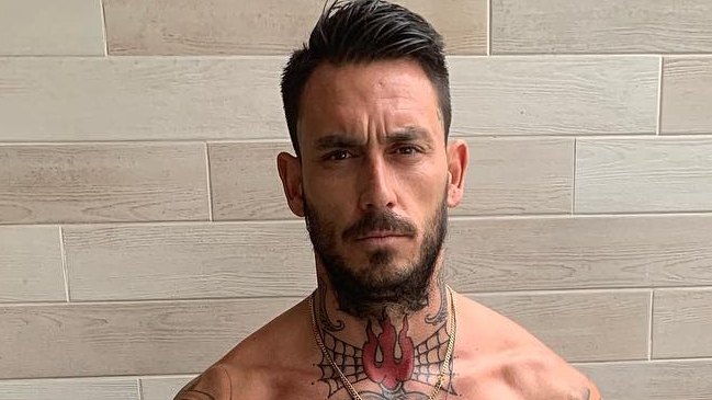Mauricio Pinilla lució su trabajado físico: Solo el entrenamiento te llevará a cumplir tus sueños