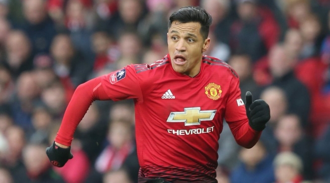 Alerta en Manchester United: Alexis Sánchez salió lesionado en el duelo ante Reading