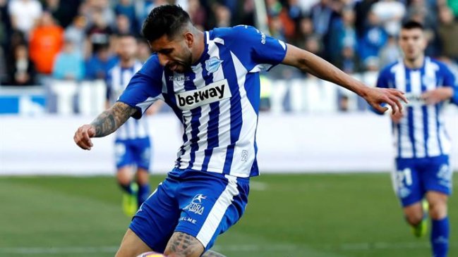 Guillermo Maripán ayudó a marcar un gol en nueva victoria de Alavés por la liga española