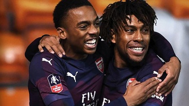 Arsenal avanzó a la cuarta fase de la FA Cup con una goleada sobre Blackpool