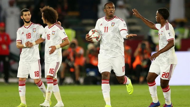 Emiratos Arabes rescató un empate ante Baréin en el estreno de la Copa de Asia
