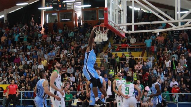 ABA Ancud volvió a vencer a Deportes Castro en la revancha del clásico chilote