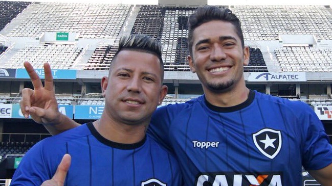 Leonardo Valencia se sumó a los trabajos de Botafogo