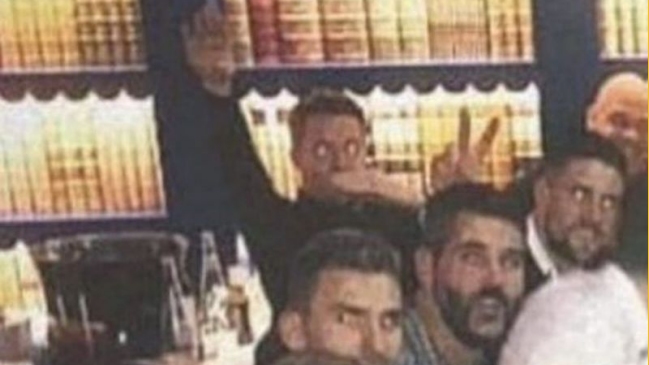 Federación de Inglaterra investiga supuesto saludo nazi del portero de Crystal Palace