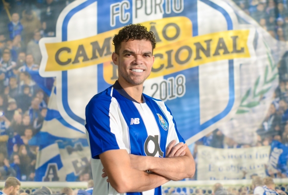 Pepe fue oficializado como nuevo refuerzo de FC Porto