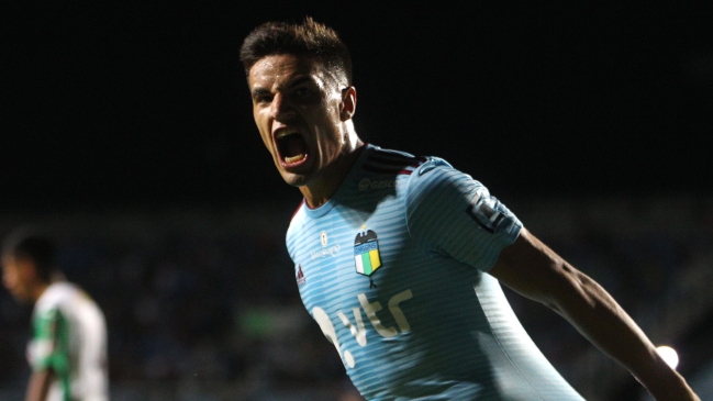 Nicolás Oroz fue oficializado como fichaje de Universidad de Chile