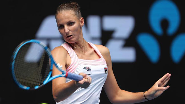 Karolina Pliskova se impuso a Karolina Muchova en su estreno en el Abierto de Australia
