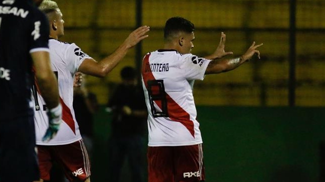 River Plate comenzó el año con un triunfo sobre Nacional de Montevideo