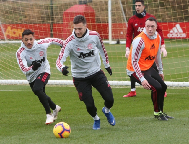 Alexis Sánchez regresó a los entrenamientos de Manchester United