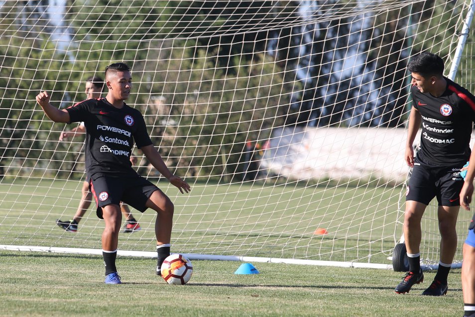 Así vivió la Roja sub 20 su último entrenamiento antes de debutar en el Sudamericano