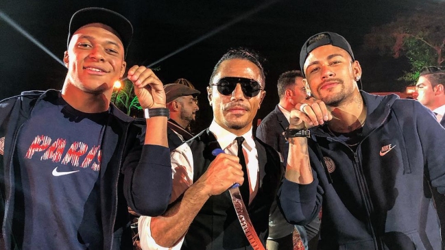 Popular chef “Salt Bae” visitó a los jugadores de Paris Saint-Germain en Doha