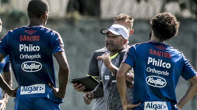 Jorge Sampaoli dijo que desconocía los apremios económicos de Santos