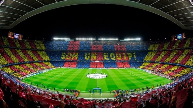 La caída de un trozo de techo del Camp Nou dejó el saldo de una persona herida