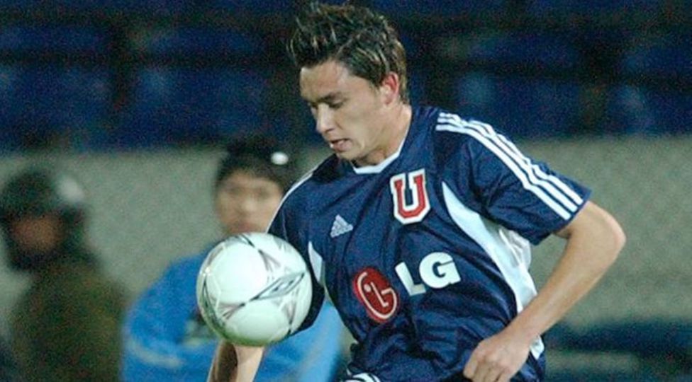 Los 14 equipos en la trayectoria profesional de Mauricio Pinilla