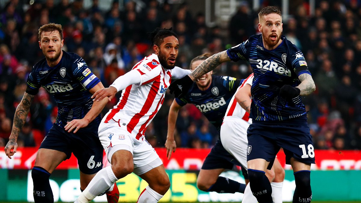 Leeds de Marcelo Bielsa tropezó con Stoke City en la Championship inglesa