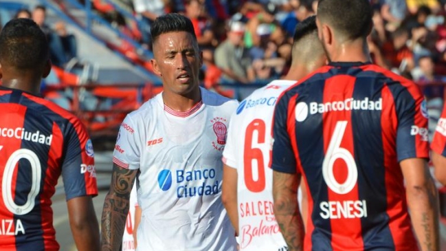 San Lorenzo y Huracán igualaron en un clásico marcado por el debut de Lucas Barrios