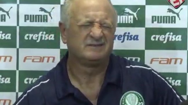 ¡Tremendo susto! Luis Felipe Scolari abandonó rueda de prensa por fuerte dolor