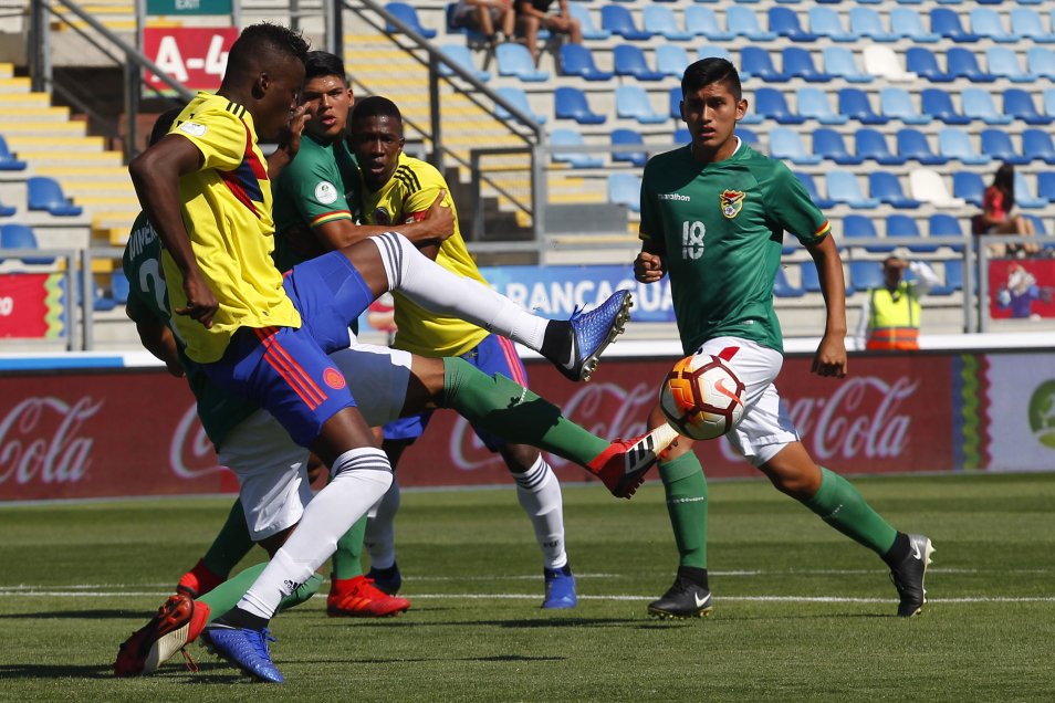 Colombia se metió en la pelea por la clasificación al hexagonal del Sudamericano al batir a Bolivia