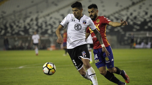 Colo Colo y Unión Española miden fuerzas en Viña del Mar en su debut en el Torneo de Verano