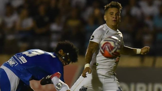 Yeferson Soteldo anotó un golazo en amplio triunfo de Santos por el Paulista