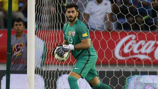 Johnny Herrera: En la Roja hay que limar asperezas, cuando esté Bravo se podrá conversar