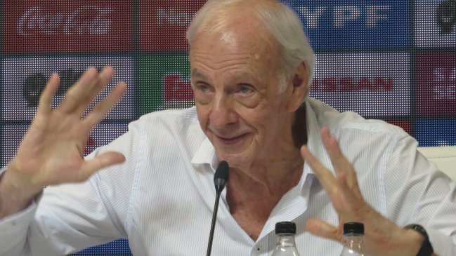 César Luis Menotti: “Quiero una selección Argentina que ensaye todo lo que pueda”