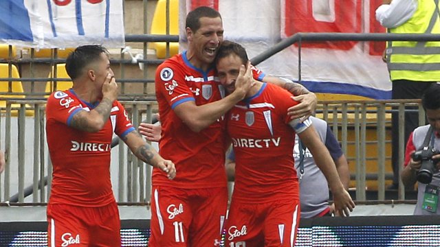 Fuenzalida puso el segundo de U. Católica frente a Colo Colo en Viña del Mar