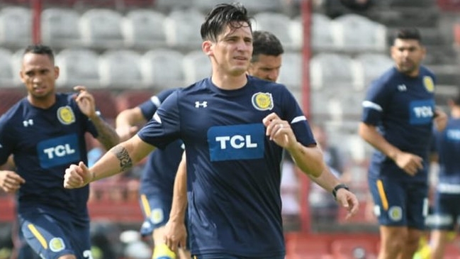 Escupitajo de Alfonso Parot a hincha en duelo de Rosario Central causó polémica en Argentina