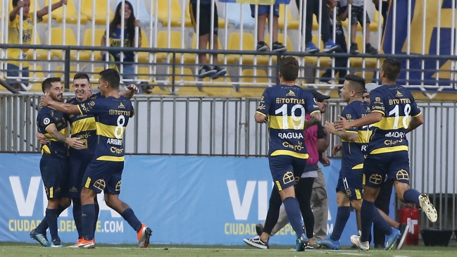 Juan Cuevas timbró la remontada de Everton sobre Colo Colo