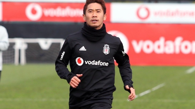 Besiktas dio un golpe al mercado y confirmó al japonés Shinji Kagawa como refuerzo