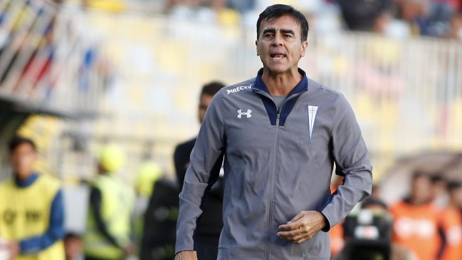 Quinteros: Si el equipo juega de esta forma tendremos buenos resultados en la Libertadores