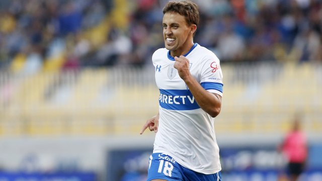 Buonanotte finiquitó una gran maniobra colectiva para estirar la ventaja de U. Católica ante Everton