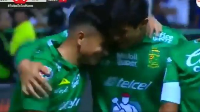Meneses deslumbró con su primer gol por León en la victoria sobre Cruz Azul de Lichnovsky