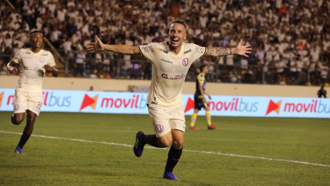 Universidad de Concepción cayó ante Universitario de Lima en la Noche Crema