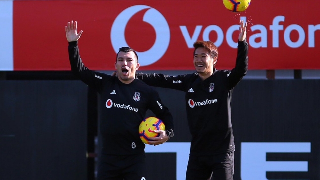 Nuevo amigo: Gary Medel fue pura diversión con goleador refuerzo de Besiktas