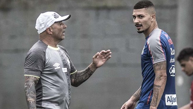 Sampaoli ofreció disculpas por dura goleada sufrida ante equipo de tercera división