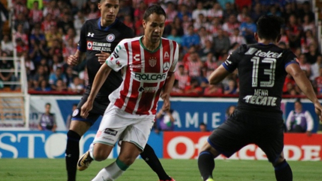 Universidad Católica intensifica gestiones para el fichaje de Pablo Velásquez